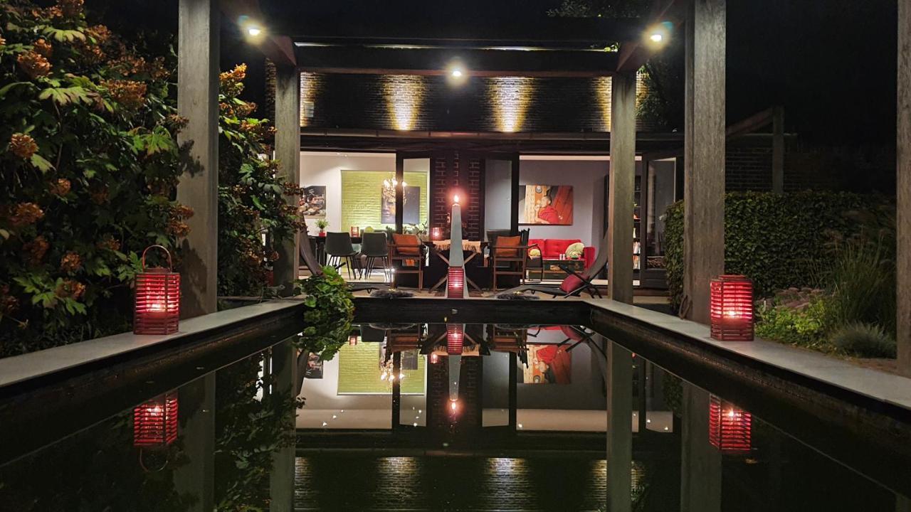 Downtown Hideaway, B&B Grand Deluxe Ейндховен Екстериор снимка