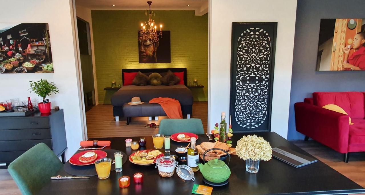Downtown Hideaway, B&B Grand Deluxe Ейндховен Екстериор снимка